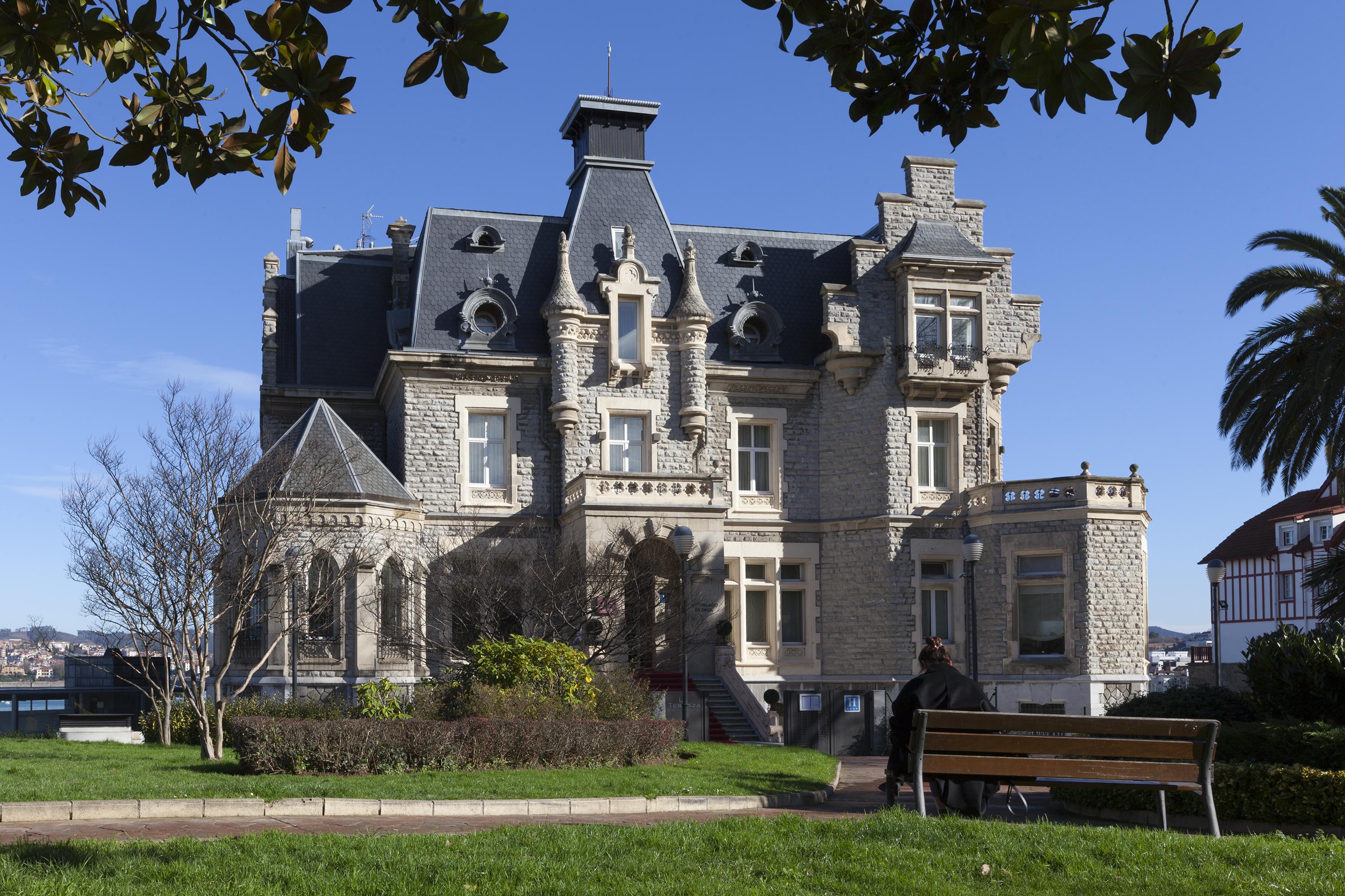 Hotel Urh Palacio De Oriol Santurtzi Exterior photo